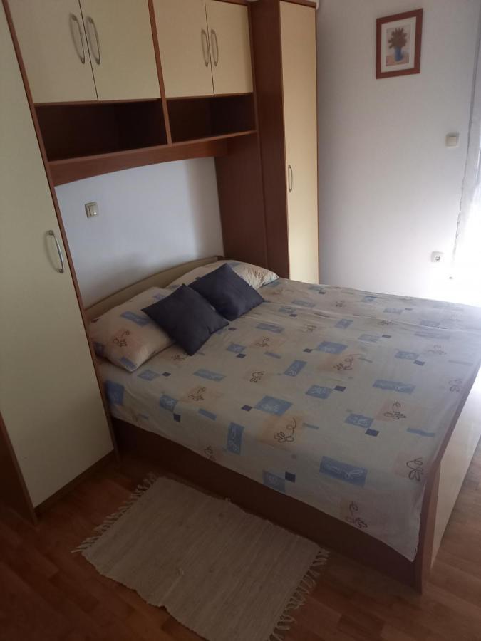 Apartman Petra Palit Exterior foto